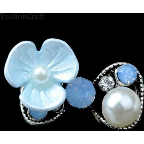 Chzimade 10Pcs/lot Handmade Flower Rhinestone Pearl Buttons 2.2x1cm Flatback Crystal Pearl Decorative Floral Buttons