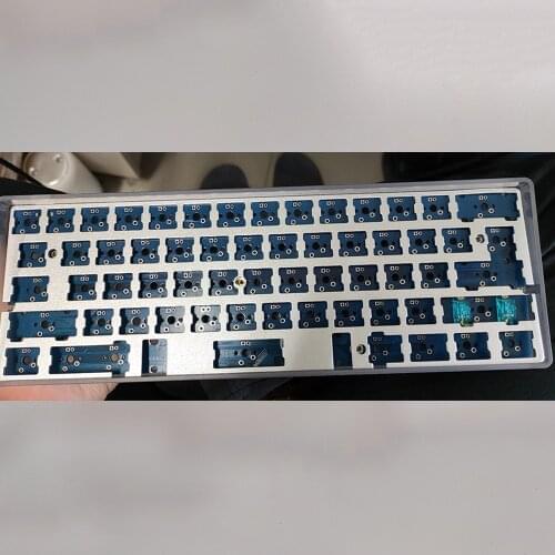 2.4g TU60 Poker 64 2u 2.25u Left Shift Layout Mechanical Keyboard DIY Type-c Welding PCB Plate White Back Purple Plastic Case
