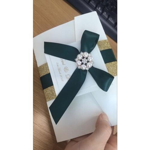 25set glitter paper pocket invitation card with green bow and buckle