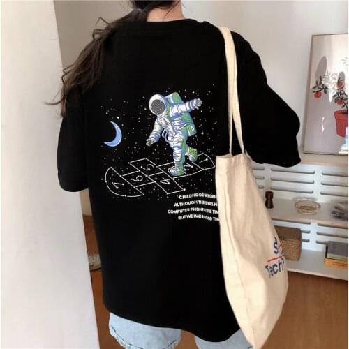 Women Universe tshirt Summer Harajuku Cool Unisex Short Sleeve t shirt Funny Astronaut Printed Streetwear T-shirt Tops