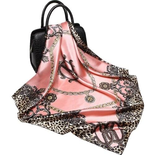 Women Pink Scarf 35"*35" Leopard Chain Print Hijab Bandana Imitate Silk Satin Fashion Square Kerchief Headscarf 90*90cm