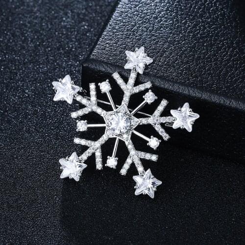 Christmas Snowflake Fine Jewelry Brooches for Women S925 Silver Diamond Luxury Gift Bohemia Brooch Jewelry Trendy Party Brooches