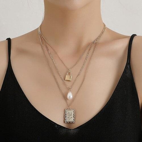 Vintage Multilayer Lock Rose Flower Pearl Pendant Necklace Women Temperament Geometric Chains Necklace Punk Party Jewelry Kolye