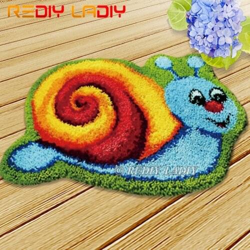 Latch Hook Kit Make Your Own Rug Cartoon Snail Tapestry Crochet Cushion Mat DIY Carpet Rug Set Pre-Printed Canvas Hobby & Crafts