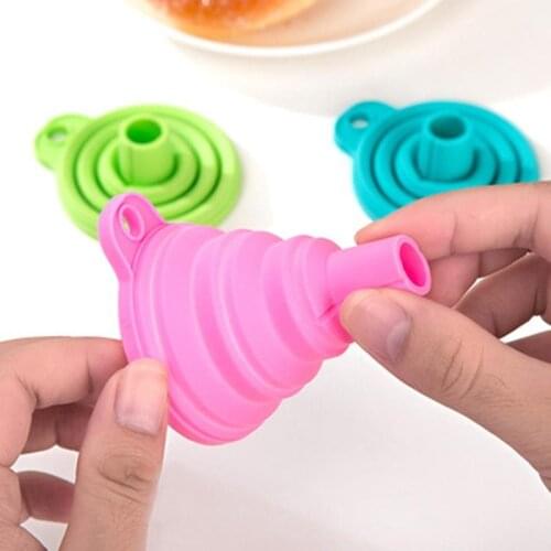 Collapsible style funnel mini silicone gel foldable hopper home kitchen gadget color random funnels 2018 best listing