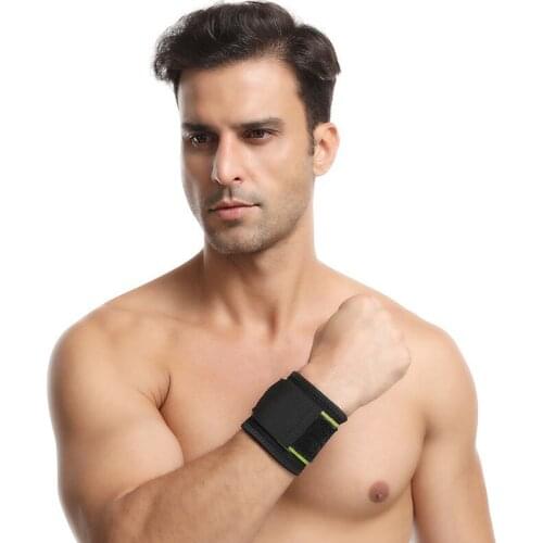 Men Adjustable Sports Wrist Brace Wrap Protective Hand Bands 1Pc