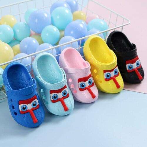 Summer Childrens Sandals for Boys and Girls Cute Cartoon Korean Home Non-slip Wear-resistant Breathable Hole Shoes Slippers