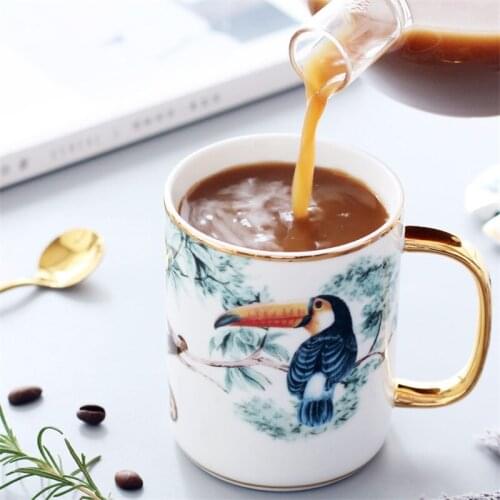 Nordic Ceramic Gold Handle Animal Printed Coffee Mug Creative Modern Minimalist Afternoon Tea Cup Milk Mug With Lid and Spoon