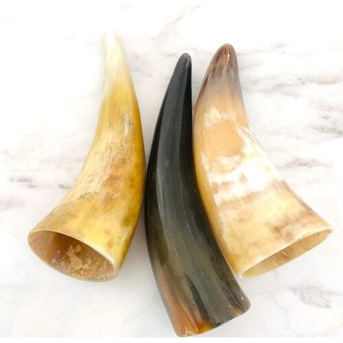 Slim Type Yak Horn Cupping Ox Horn Ornaments Natural Shape Scraping Tube Design and Color Ox Horn Home Office Decoration Crafts