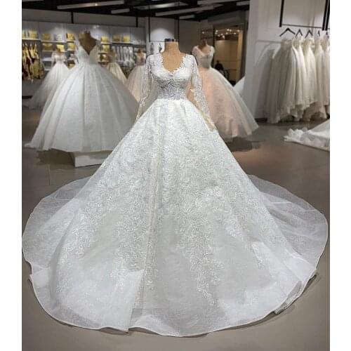 High Quality Lace Long Sleeves Wedding Dresses 2019 Modern V Neck Floral Royal Train Corset Bridal Bride Gowns robe de mariee