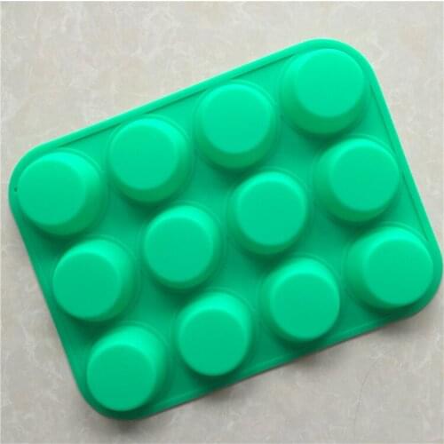 12 Even Silicone Cake Mould Muffin Cup Circle Cup Cake Mold Cold Handmade Soap Mold XG047