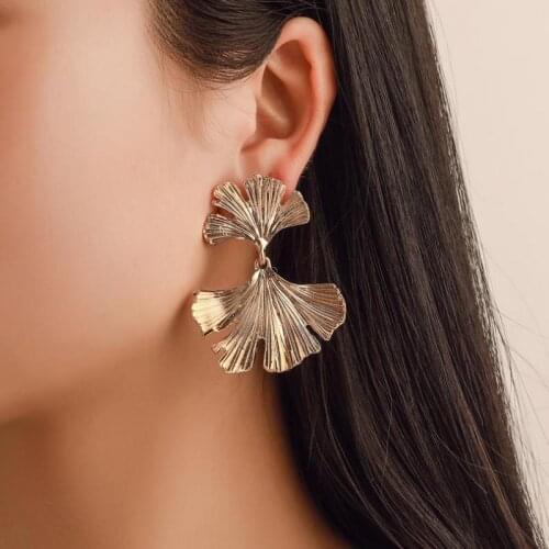 European and American fashion women ginkgo alloy pendant earrings simple plant leaf earrings charm ladies accessories