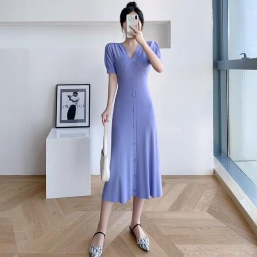 European Summer New V-neck Short-sleeved Slim-fitting Long Ice Silk Knitted Dresses Women Fashion Streetwear 2021