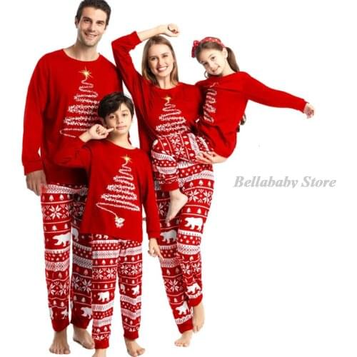 2022 Christmas Family Matching Pajamas Mom Daughter Dad Son Clothing Set Women Men Girls Boys Pyjamas Red Sleepwear Family Look