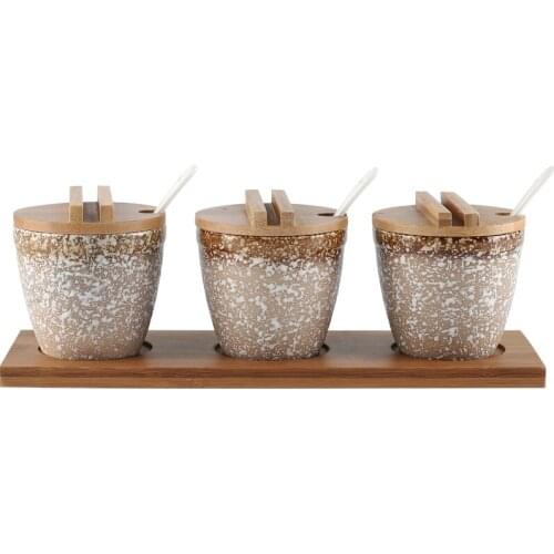 Ceramic Tune Chili Pot and Salt Shaker Set Combination with Spoon Lid Seasoning Box Bottle Kitchen Home Salt Oil Bottle Set