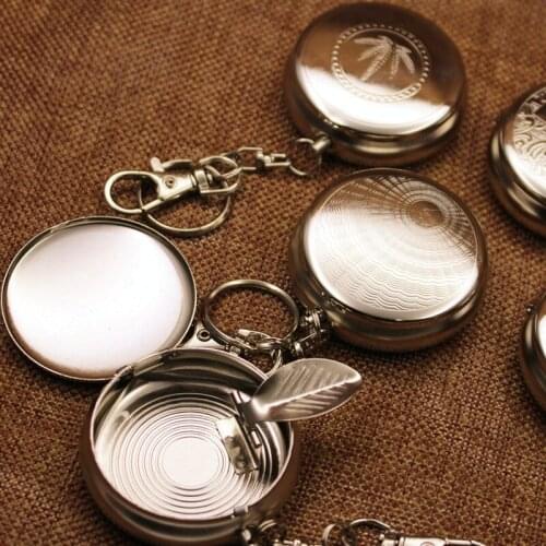 Miniature Portable Ashtray Metal Circular Environmental Friendly Ashtray with Key Buckle Creative Ashtray Extinguishing Tools
