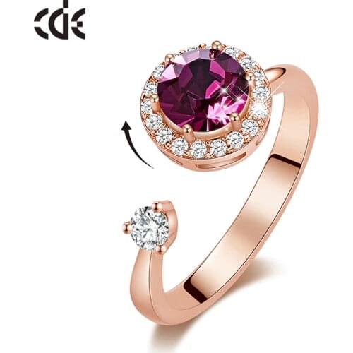 CDE Women Gold Rings Embellished with Crystals Rotation Round Shape Open Finger Rings Fashion Jewelry Gift