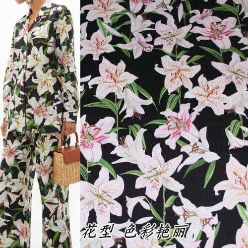 145cm Width Lily Print Black Polyester Charmeuse Fabric for Woman Summer Dress Pajama Shirt Pants Sewing DIY