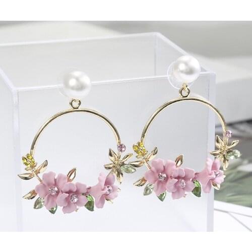 Imitation Pearl Stud Earrings Beautiful Flower Metal CZ Earrings Gift For Friend