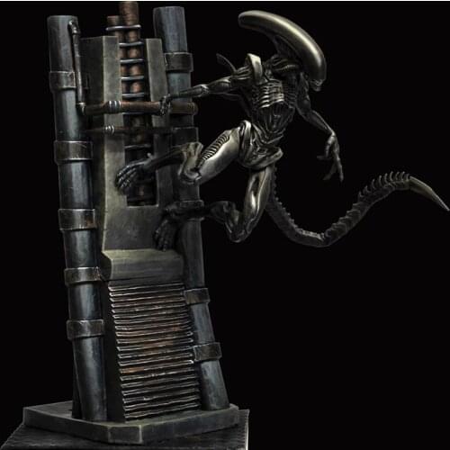 1/32 Scale Unpainted Resin Figure The Passenger