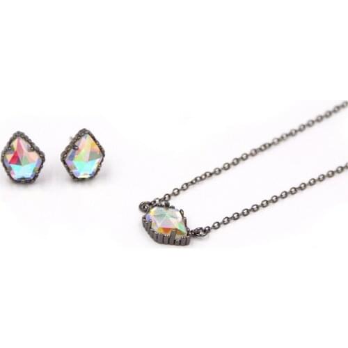 2020 New Fashion Small Five Sides Dichroic AB and Clear Crystal Stone Pendant Necklace for Women