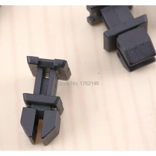 30pcs Replacement Retainers Fasteners Clip 9.2mm Hole For Mercedes W124 R129 W140 W202