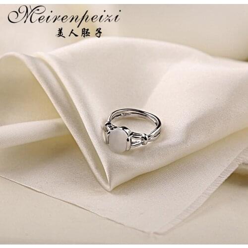 Hot Sell Band Glamour Moonstone Vintage Ring Womens Wedding Engagement Ring Valentine Gift Free Shipping