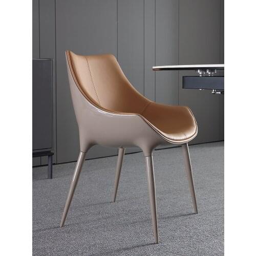 Luxury Nordic Dining Chair Home Genuine Leather Cowhide Italian Style Designer Chair for Bedroom Accent Chairs for Living Room