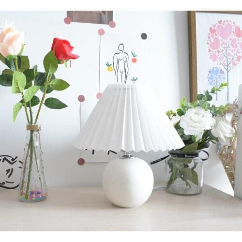 Korean Abajur Internet celebrity Hotel B & B guest room home decoration bedroom guest hall pink ceramic mini desk lamp