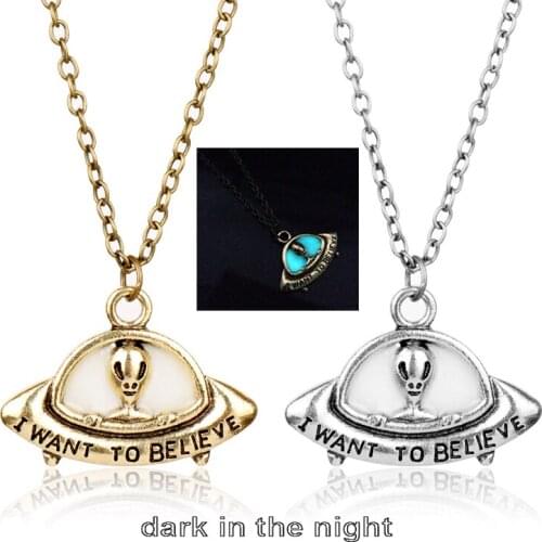 I WANT TO BELIEVE Luminous Spacecraft Alien Necklace Men Women Creative Jewelry Dark in the Night Pendant Necklaces