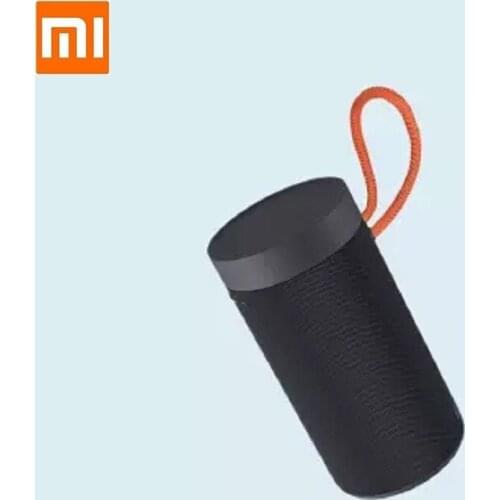 Outdoor bluetooth speaker Light and portable Large volume Dual microphone IP55 Dustproof and waterproof Speaker