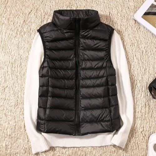 2021 Women Sleeveless Ultra Light Down Vest Winter Warm Plus Size White Duck Down Jacket Female Windproof Waistcoat