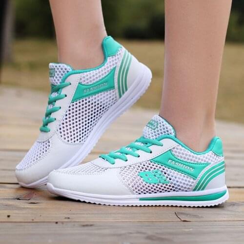 Girls Summer Running Sneakers Breathable Mesh Shoes Sky Blue Travel Lightweight Shoes Cheap Lady Flat Shoes Gym Footwear