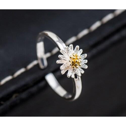 Personality Simple Big Daisy Flower Ring Geometric Finger Rings For Women Gothic Punk Jewelry Gifts 2021