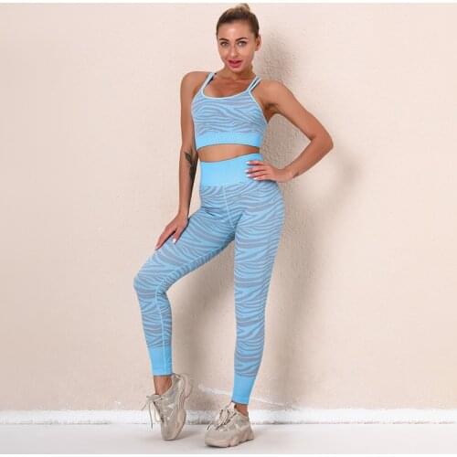 Stripe Yoga Sets Seamless Workout Clothes For Women Stretchy Fitness Suits Sexy Bra Leggings 2 Piece Sport Sets New Workout Wear