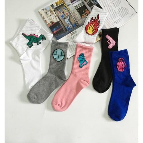 2018 new cotton socks male and female personality cartoon Harajuku style wild fun casual Socks