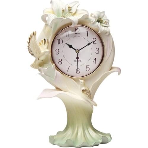 LUXURY EMBOSSED BIRD BUTTERFLY EUROPEAN HOME DESKTOP CLOCK ORNAMENT BEDROOM DECORATION CLOCK CRAFTS ART FIGURINES R1554