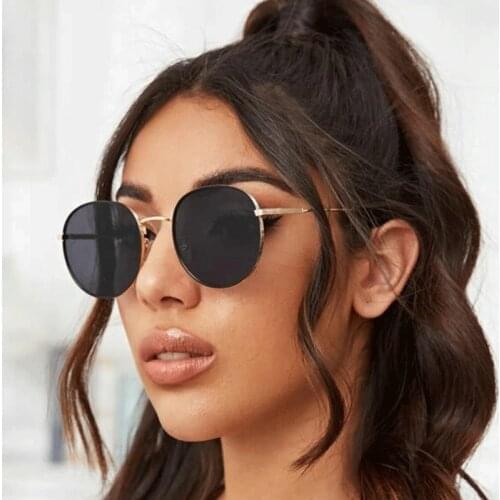 4Color Lens Men Sunglasses Women Fashion Decoration Round Sun Glasses for Four Seasons Metal Frame Lunette de Soleil Femme Gift