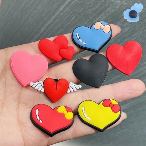 1Pcs Kinds of Hear-Shaped Garden Slippers Shoes Charms Accessories PVC Shoe Decoration for Wristbands Croc jibz Kid party Gifts