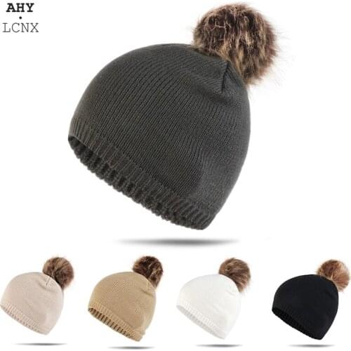Wholesale 2020 Autumn Winter Pompom Hat Beanies For Women Men Knitted Wool Skullies Casual Womens Cap winters Warm Hats