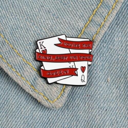 Creative new card lucky brooch, alloy drip pin, clothing accessories, bag decoration badge