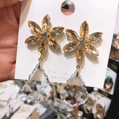 Earrings Jewelry South Korea East Gate with Crystal Flower Earrings Long Socialite Dress Temperament Show Face Thin Earrings