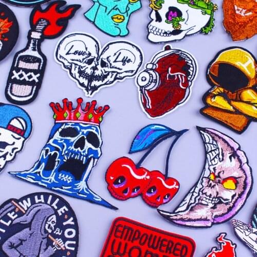 Punk Skull Patches On Clothes T-Shirt Hippie Stickers Badges For Jacket Embroideried Patches For Clothing Thermoadhesive Patches