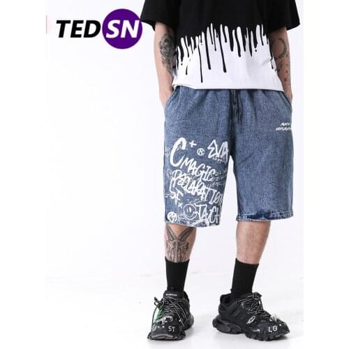 2020 Summer Vintage Letter Print Denim Shorts Men Hip Hop Fashion Casual Joggers Streetwear Knee Length Harem Shorts Loose