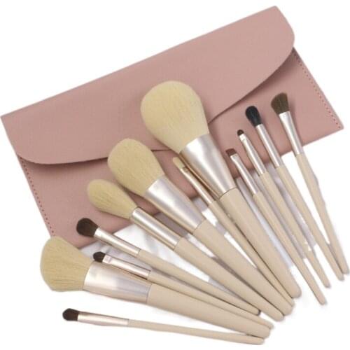 12pcs Animal Hair Wooden Handle Loose Powder Blush Eye Shadow Repair Concealer Bronzer Eyeliner Eyelashes Brush Makeup Brush Set