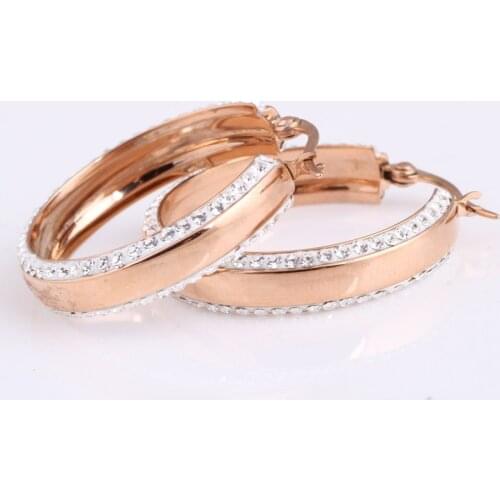 2021 Hot selling European and American Titanium Steel Inlaid Crystal Earrings female Crystal from Swarovskis 3 Colors Fit Women