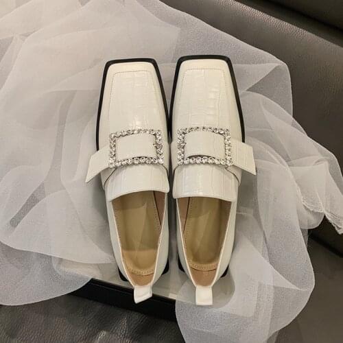 2021 Simple fashion buckle rhinestone low-top womens shoes full leather inside outside famale shoes