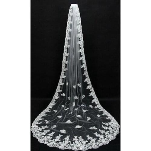 White Ivory 4 Meters Long Edge Lace Wedding Veil One Layer Tulle Bridal Veil with Comb Wedding Accessories Veu De Noiva