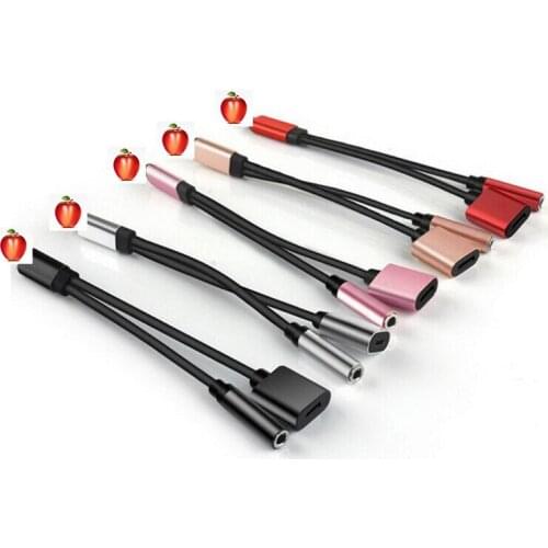 Wholesale/50PCS Cross-border direct supply Applicable to Apple adapters Charging songs 2-in-1 mother seat IOS 3.5mm