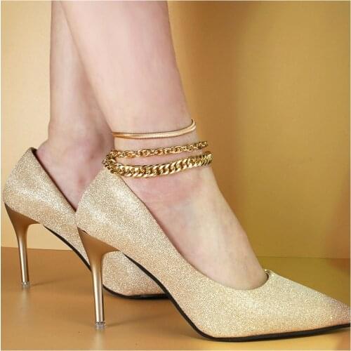 HaHaGirl Bracelets On The Leg